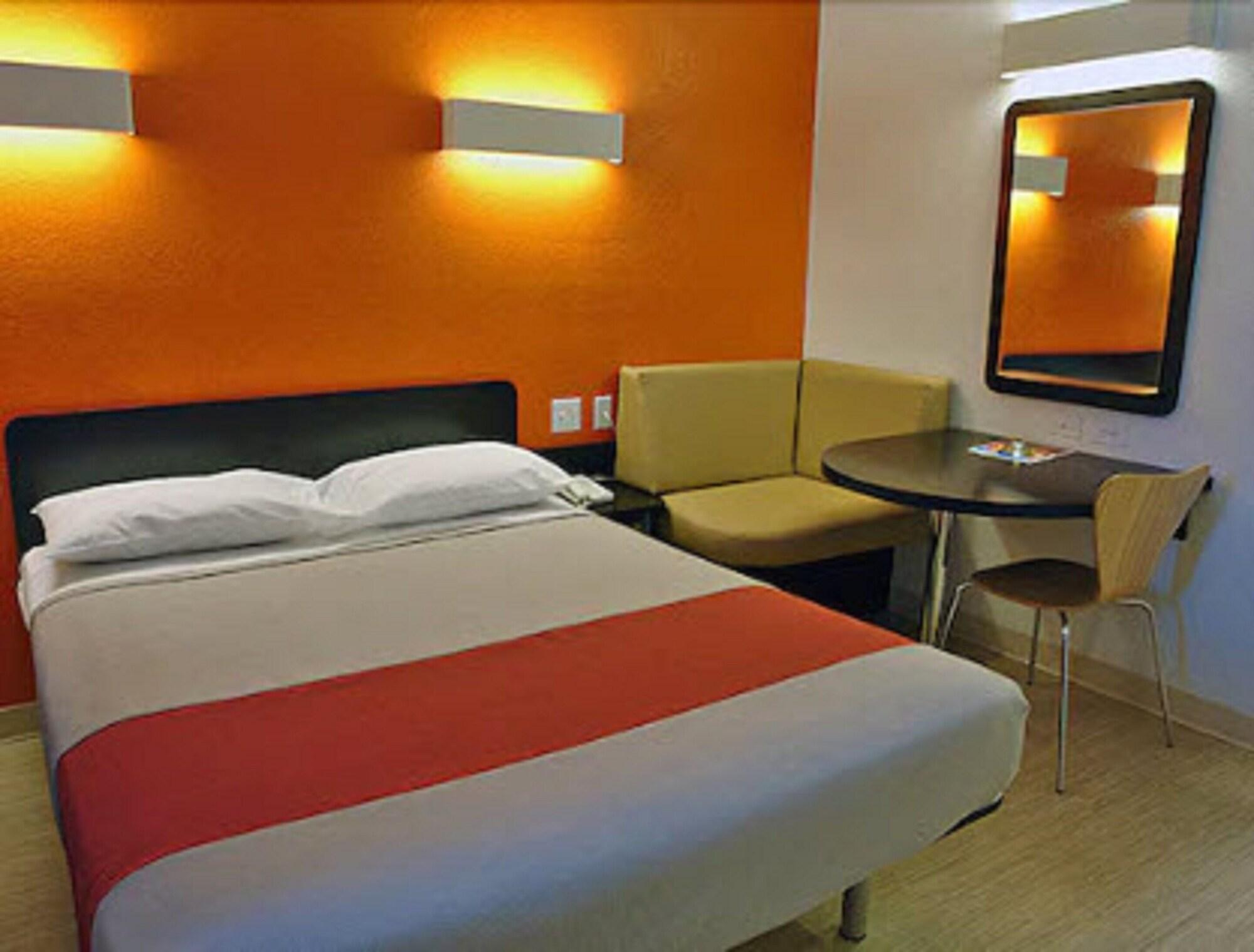 Motel 6-Simi Valley, Ca Εξωτερικό φωτογραφία
