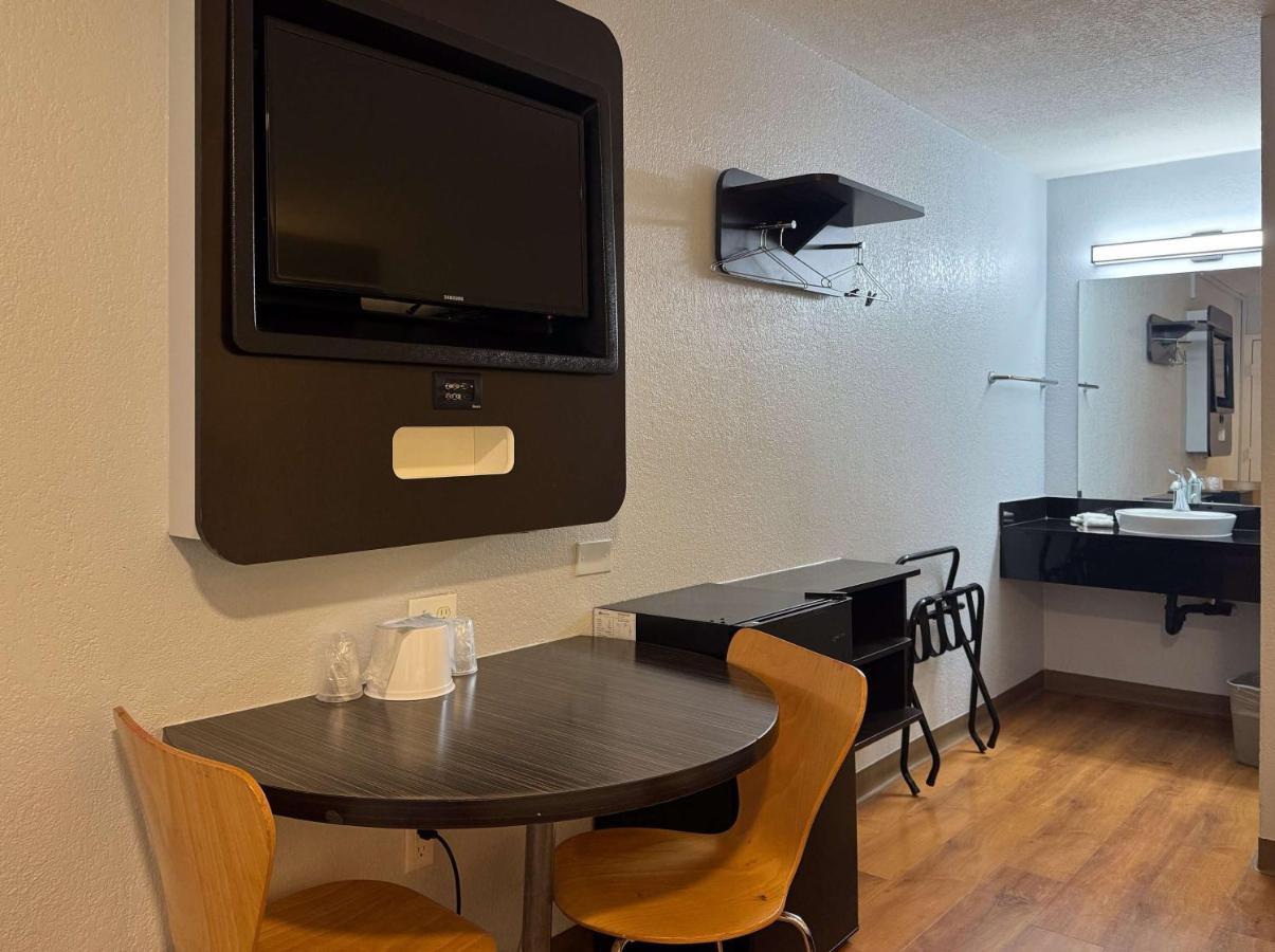Motel 6-Simi Valley, Ca Εξωτερικό φωτογραφία