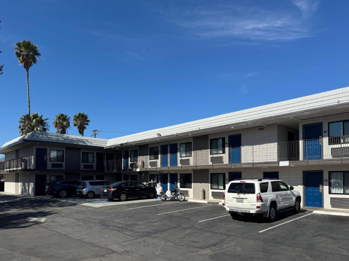 Motel 6-Simi Valley, Ca Εξωτερικό φωτογραφία