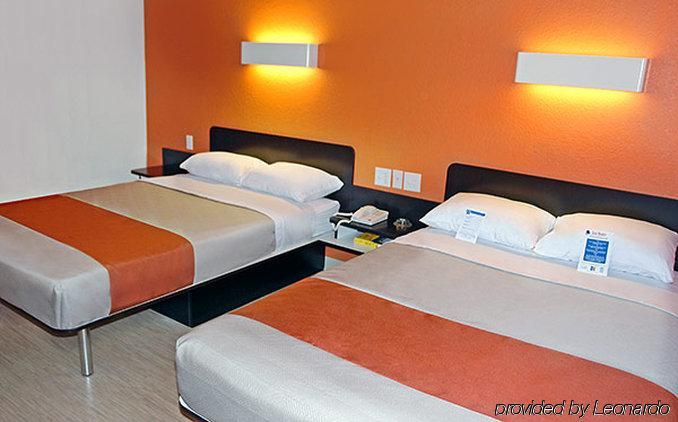 Motel 6-Simi Valley, Ca Εξωτερικό φωτογραφία